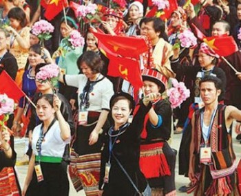 Bảo vệ nền tảng tư tưởng của Đảng, đấu tranh phản bác các quan điểm sai trái, thù địch : Một  số kết quả và kinh nghiệm