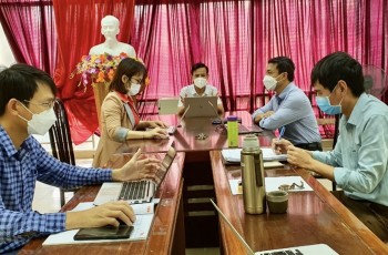 Sinh hoạt chuyên đề: “Chi bộ Khoa Nhà nước và pháp luật học tập và làm theo tư tưởng, đạo đức, phong cách Hồ Chí Minh về ý chí tự lực, tự cường”