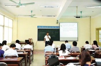 Nâng cao chất lượng hoạt động dự giờ ở Khoa Nhà nước và Pháp luật