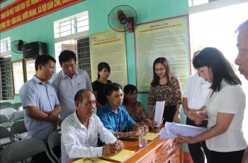 Phát huy chuẩn mực đạo đức của đội ngũ công chức cấp xã, góp phần hoàn thiện nền hành chính của nhân dân, do nhân dân, vì nhân dân