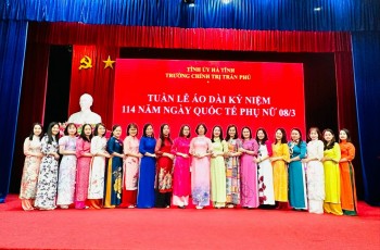 Các hoạt động của Nữ công Trường Chính trị Trần Phú nhân dịp kỷ niệm 114 năm Ngày Quốc tế Phụ nữ 08/3, 1984 năm Khởi nghĩa Hai Bà Trưng và Ngày Quốc tế Hạnh phúc 20/3