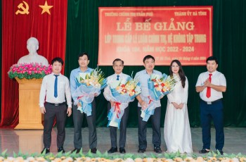 Bế giảng lớp Trung cấp Lý luận Chính trị khóa 184 Thành phố Hà Tĩnh