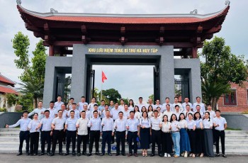 Tri ân anh hùng, liệt sĩ, thương binh và...
