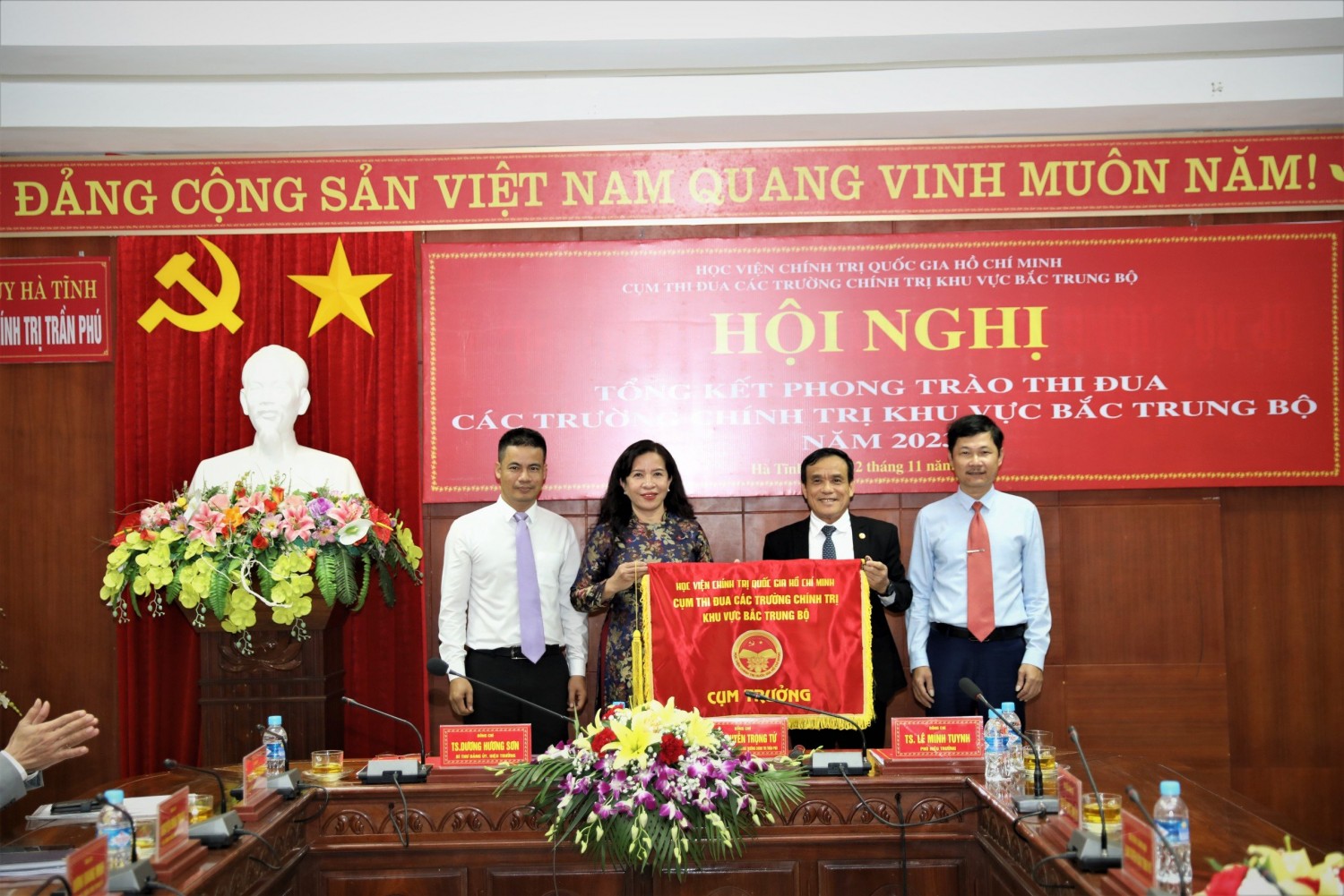 Tài liệu Hội nghị tổng kết hoạt động Cụm thi đua Khu vực Bắc Trung bộ năm 2023