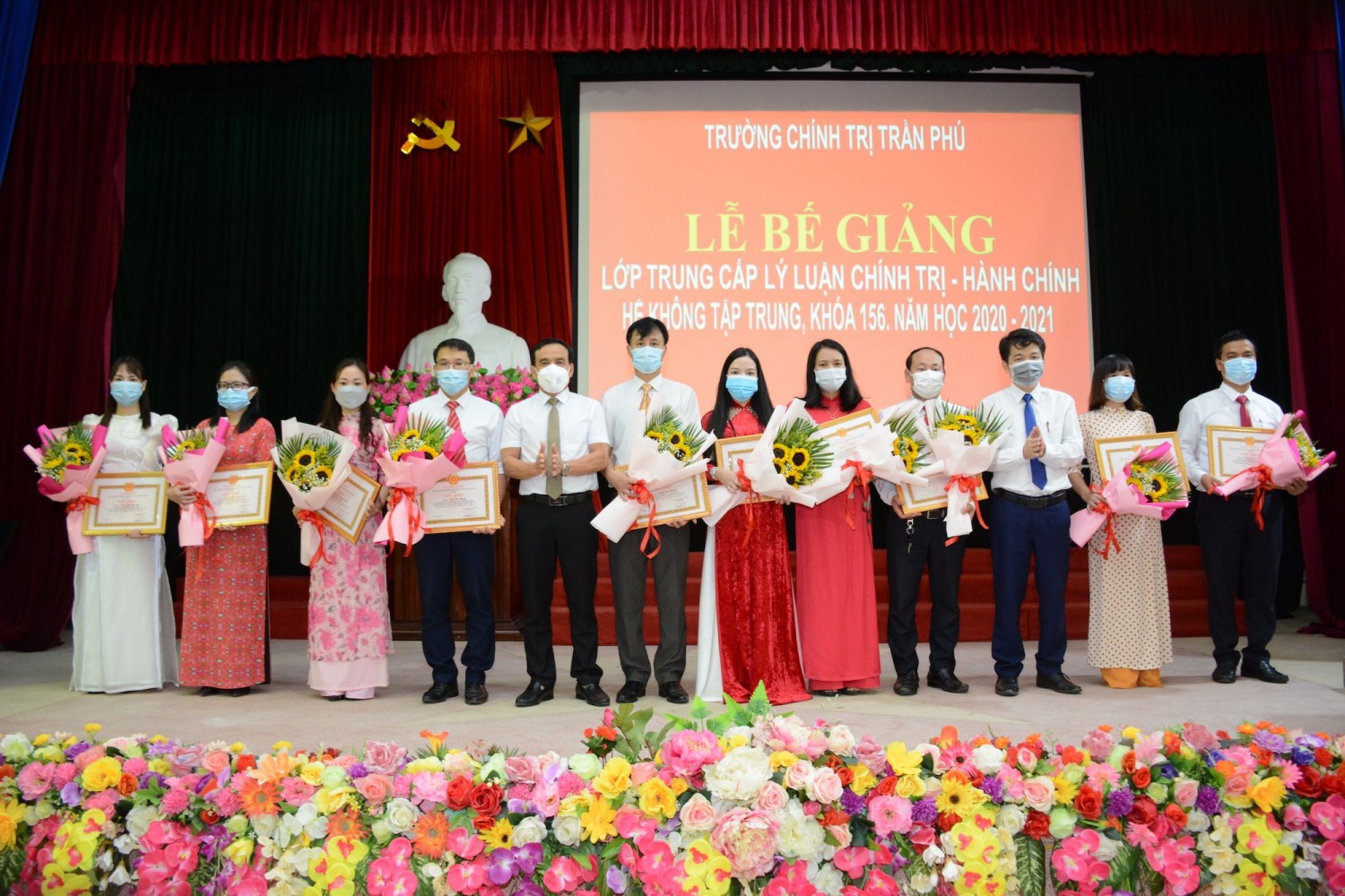 0d7e351258a8aef6f7b9