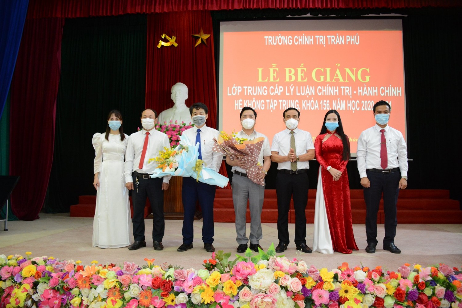 b1f2e8db8561733f2a70