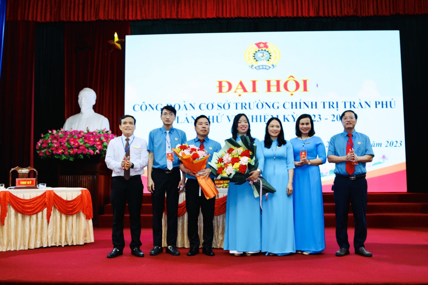 z4218798391064 4d7bf65145dfa7d7e142db5249dd5cc8