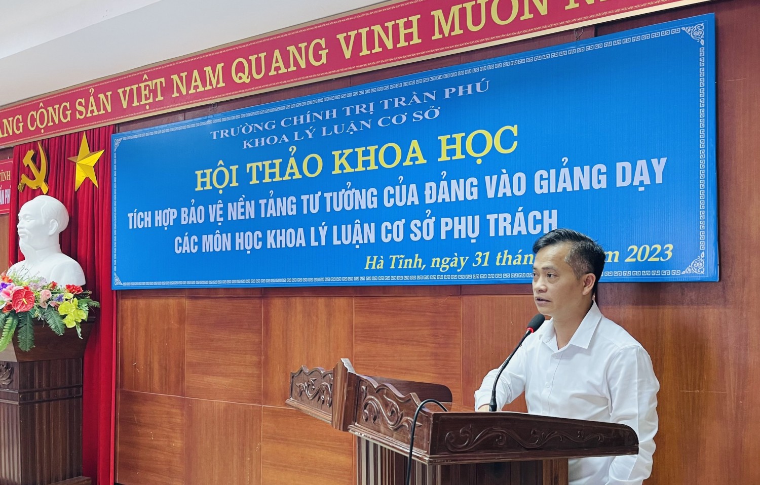 z4225952867317 75e56ae7461acd2aefaa880492ffca11