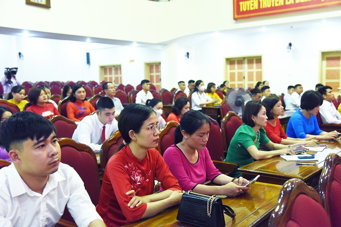 z4318220051660 06e65438445955613dd76ca2e3ef9f2f