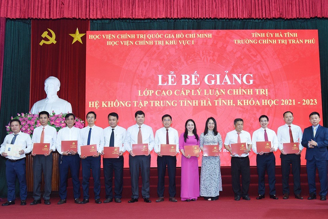 z4408715013058 64941a53263c22087c7637e82a155a43