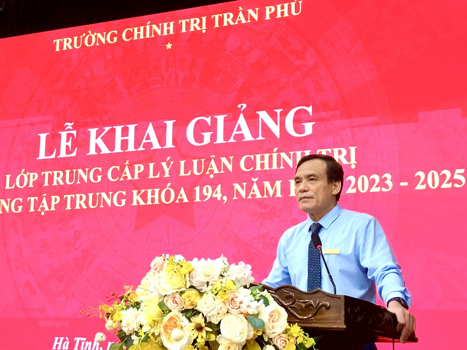 z4787776750381 5e22129ed72cf16b929a2ef00a46edb3