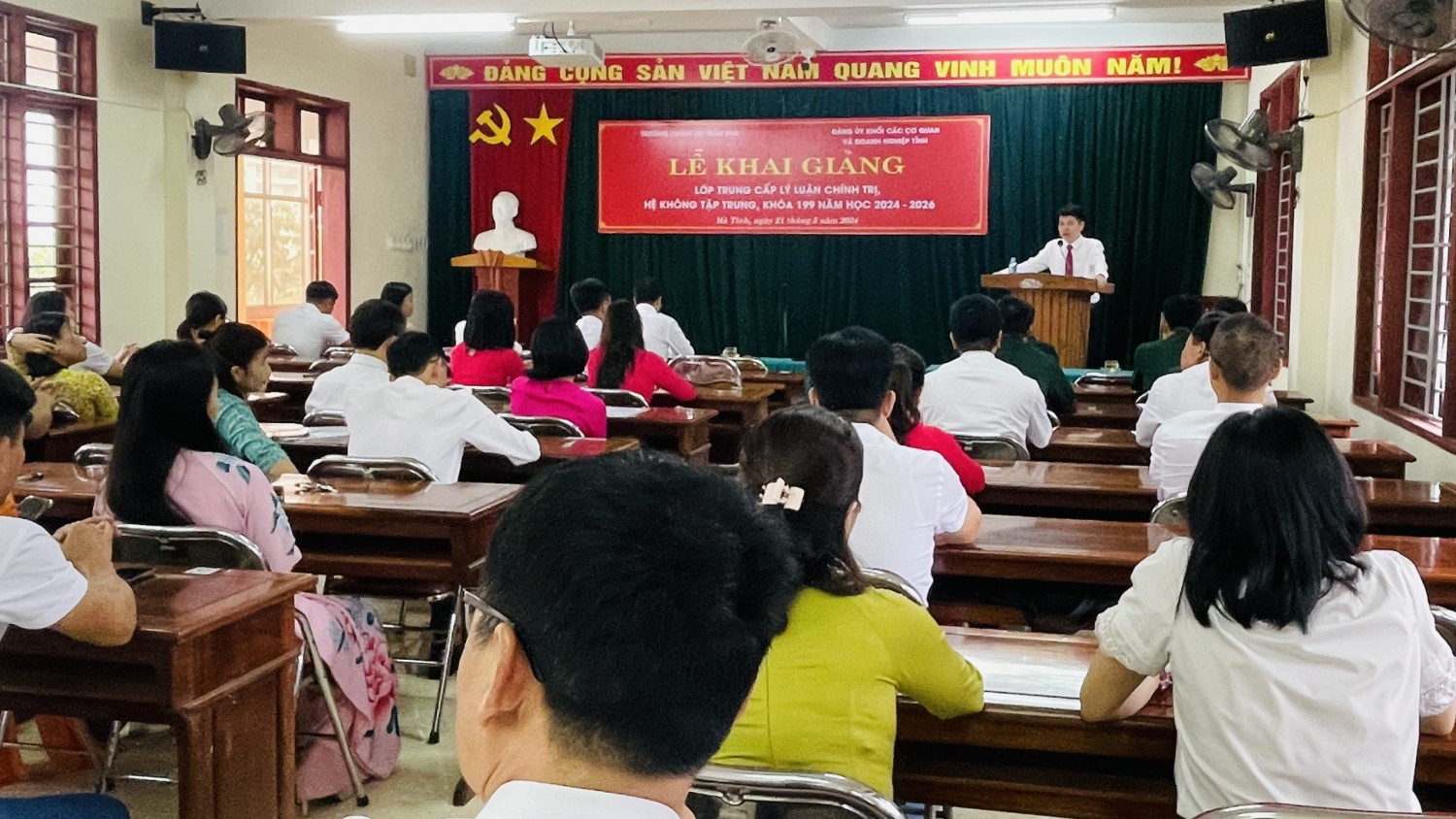 z5460555816116 5925cdfd534195f10e534aef4dd8a4ec