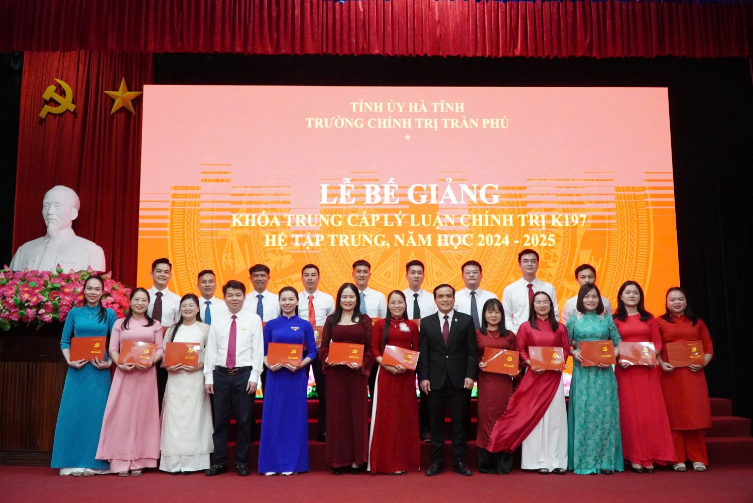 z6458835234342 79c5fe7649d225692433d0a500fc73ee