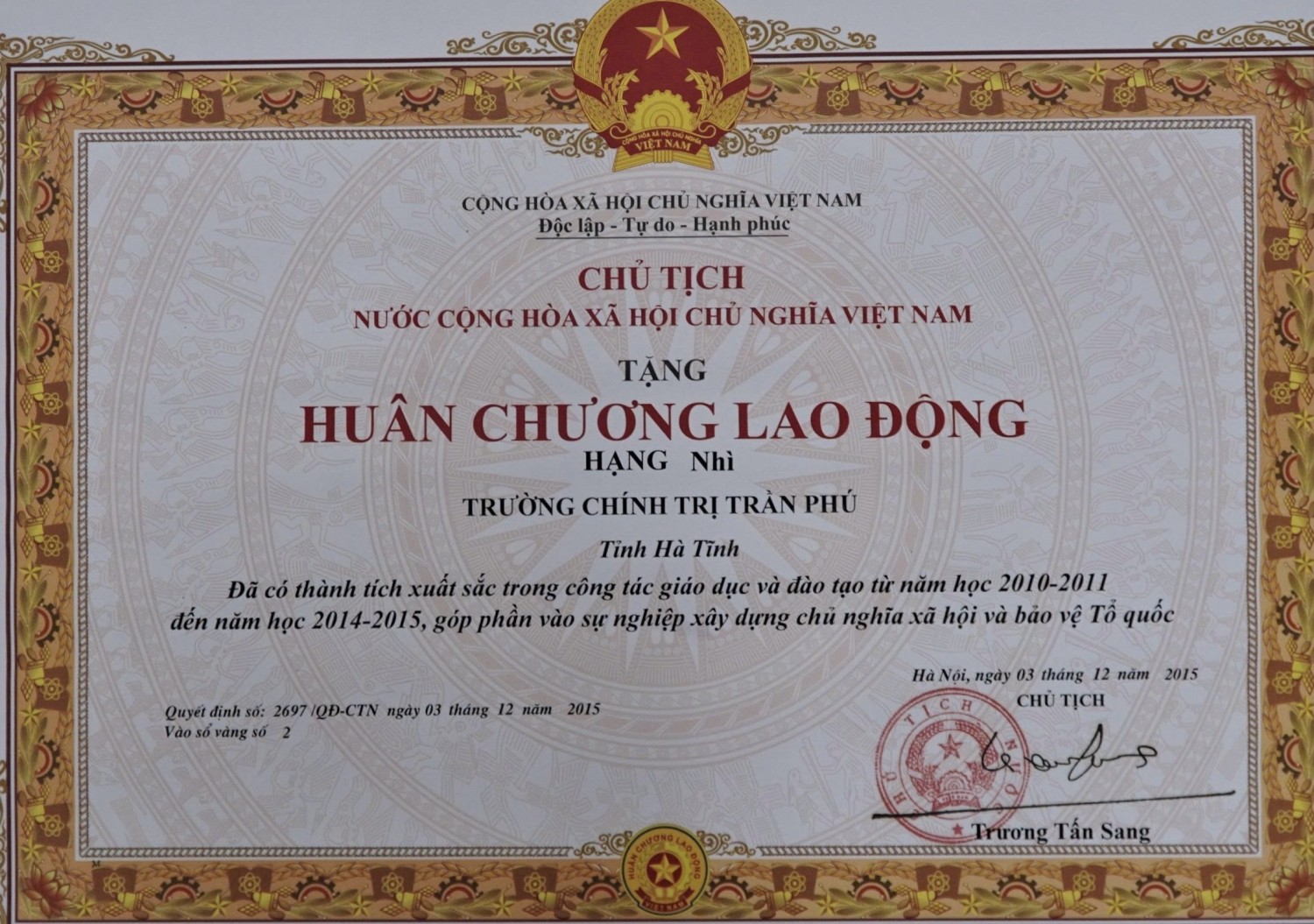 Chủ tịch nước CHXHCN Việt Nam tặng thưởng Huân chương lao động Hạng Nhì
